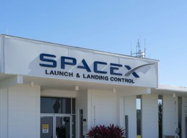 spacex.jpg