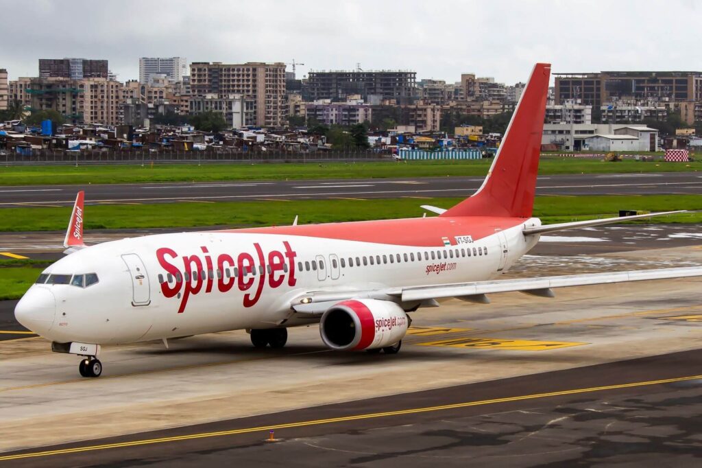 spicejet_737-1.jpg