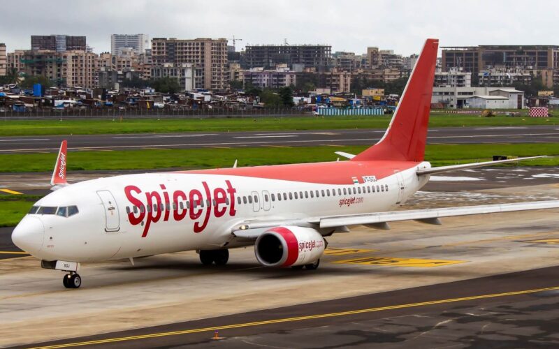 spicejet_737-1.jpg