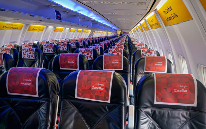 spicejet_boeing_737_interior_shot.jpg