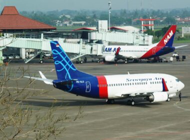 sriwijaya_air_boeing_737.jpg