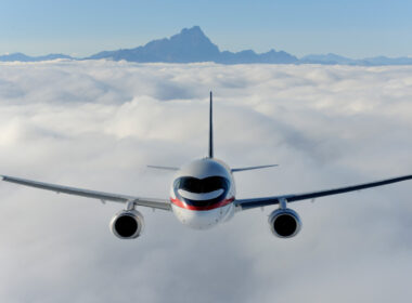 ssj100_pic7.jpg