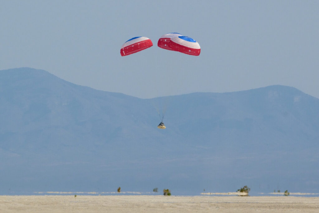 starliner_returns_to_earth.jpg