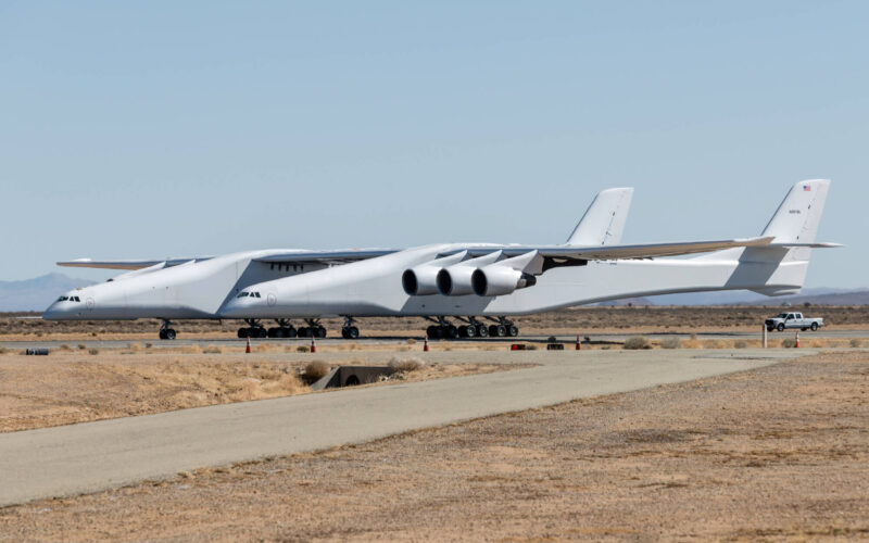 stratolaunch_the_worlds_largest_plane-1.jpg