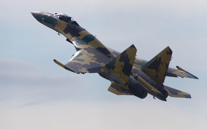 sukhoi_su-35_desert_camo.jpg