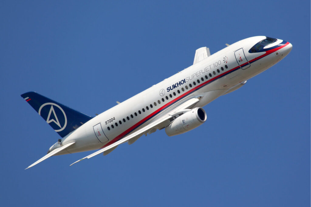 sukhoi_superjet_100.jpg