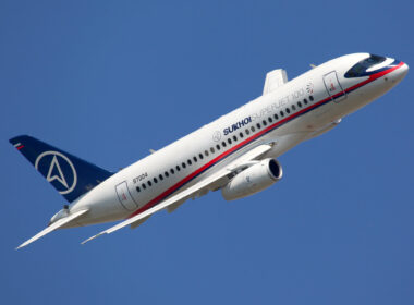 sukhoi_superjet_100.jpg