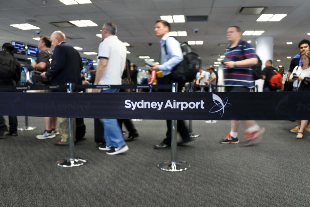 sydney_airport-2.jpg