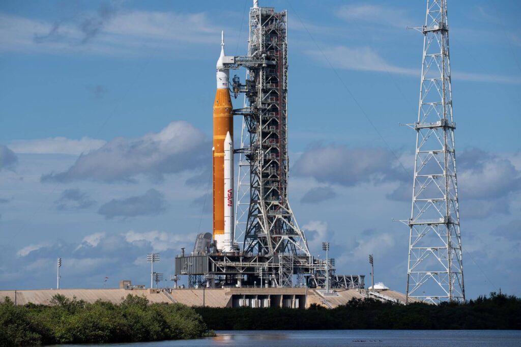 take_four_nasa_to_attempt_sls_launch_on_november_16.jpg