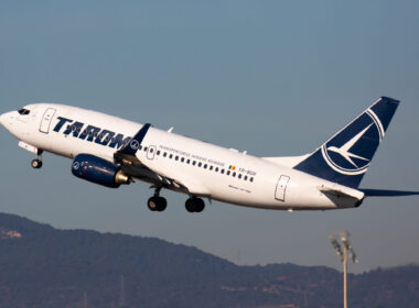 tarom_boeing_737-700.jpg