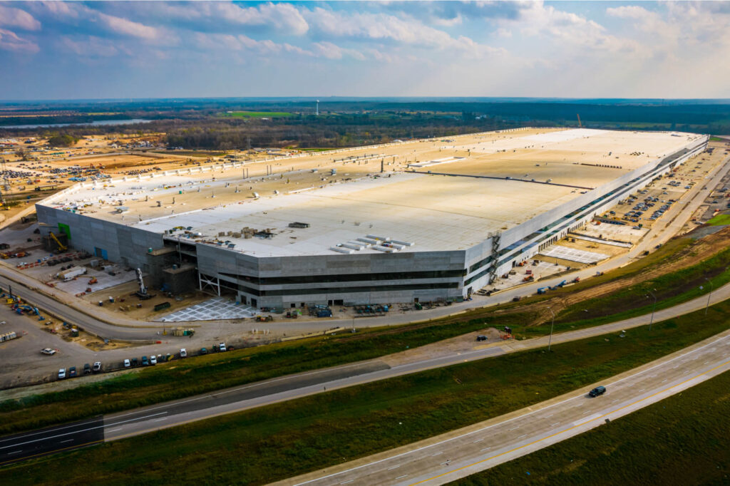 tesla_gigafactory_in_texas.jpg