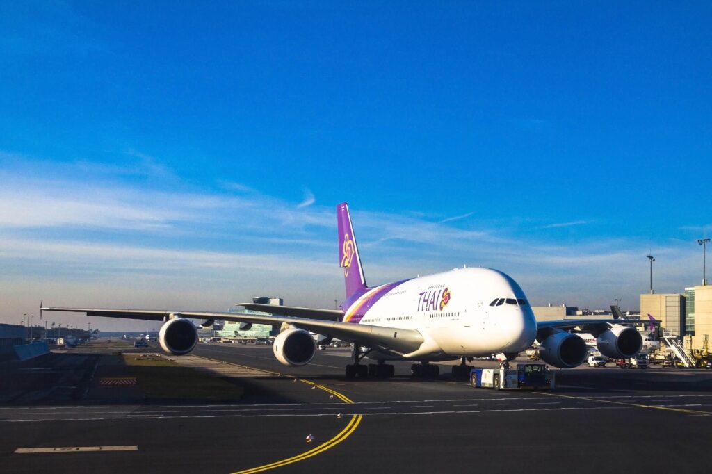 thai_airways_boeing_at_suvarnabhumi.jpg