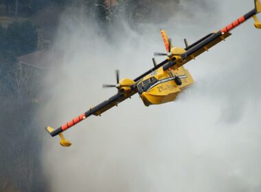 Bombardier CL-415 Super Scooper