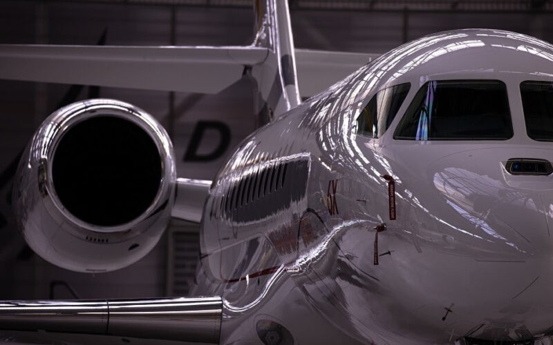 the_dassault_falcon_6x_business_jet_and_its_engine.jpg