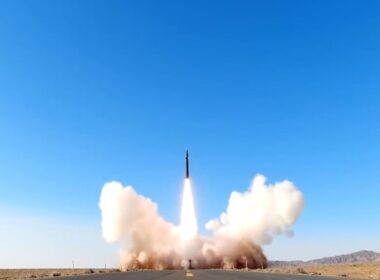 the_df-17_hypersonic_glider_being_launched.jpg