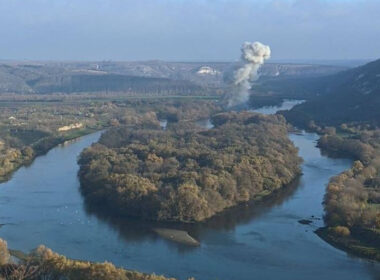 the_smoke_caused_by_the_missile_falling_on_the_village_in_modova.jpg