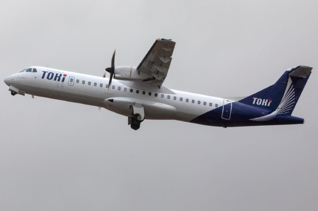 toki_air_atr_72-600.jpg