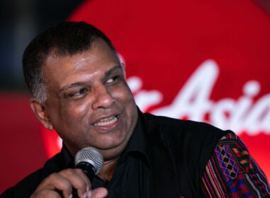 tony_fernandes_resigns_from_air_asia_x_as_acting_group_ceo.jpg