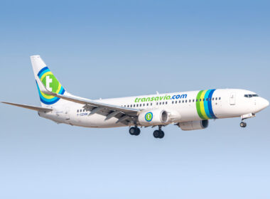 transavia_boeing_737_landing_at_paris_orly_airport_ory.jpg