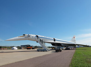 tupolev-tu-144-cccp-77102-tu-144-paris-air-show-crash-1973-2.jpg