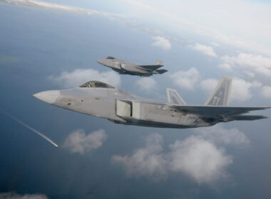 two_5th_generation_fighters_an_f-22_and_an_f-35.jpg