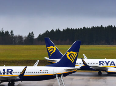 two_ryanair_aircraft_at_frankfurt_hahn_airpot_hhn.jpg