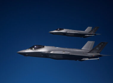 two_usaf_f-35_lockheed_martin_fighter_jets-3.jpg