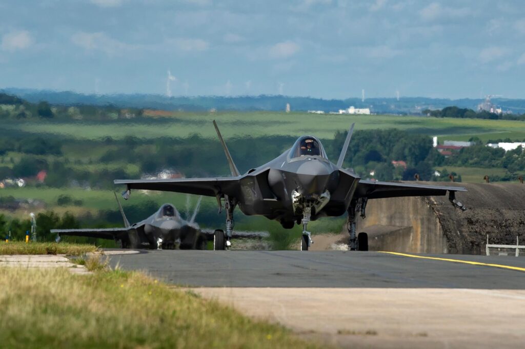 u.s._air_force_f-35a_lightning_ii_fighter_aircraft.jpg