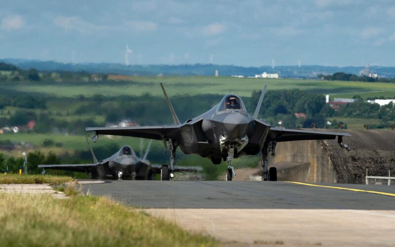 u.s._air_force_f-35a_lightning_ii_fighter_aircraft.jpg