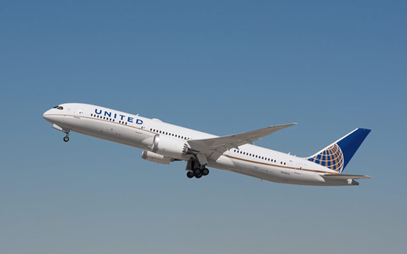 united_airlines_boeing_787_dreamliner.jpg