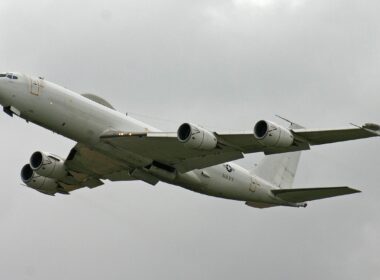 us_navy_boeing_e-6b_mercury_the_doomsday_plane.jpg