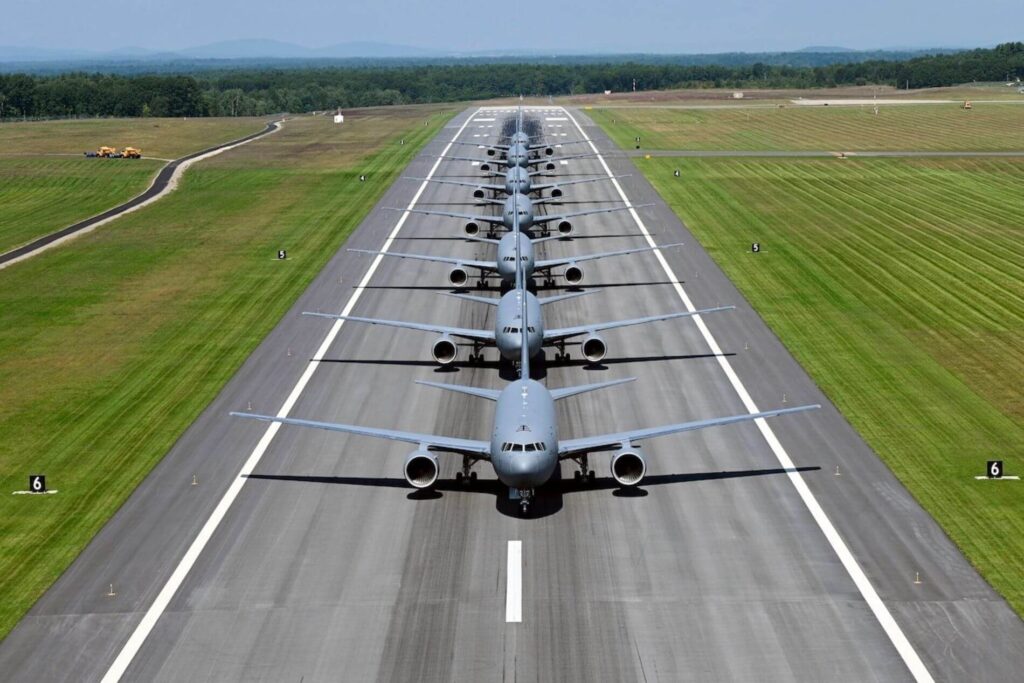 usaf_clears_boeing_kc-46_for_global_deployment_.jpg