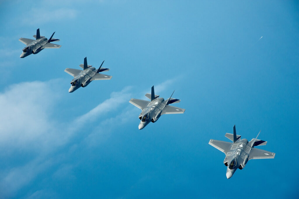 usaf_f-35a_lightning_ii_fighter_jets.jpg