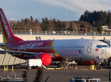 vietjet_airlines_boeing_737_max_in_production.jpg