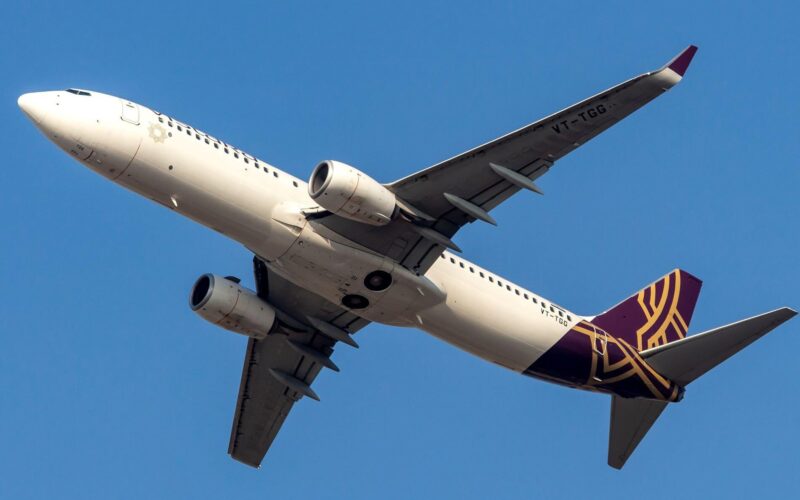 vistara_737-800-1.jpg