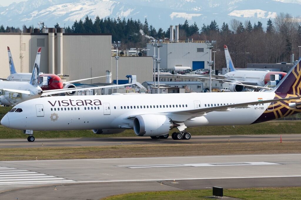 vistara_vt-tsd_dreamliner.jpg