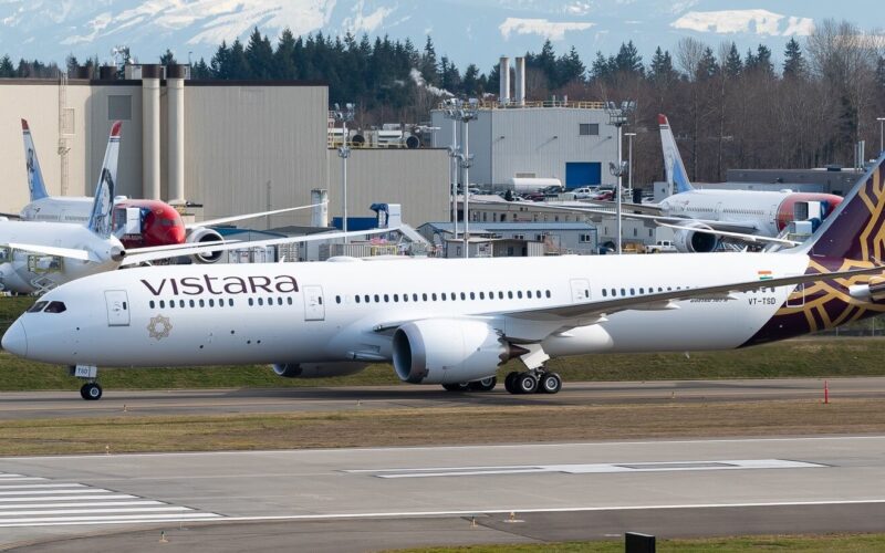 vistara_vt-tsd_dreamliner.jpg