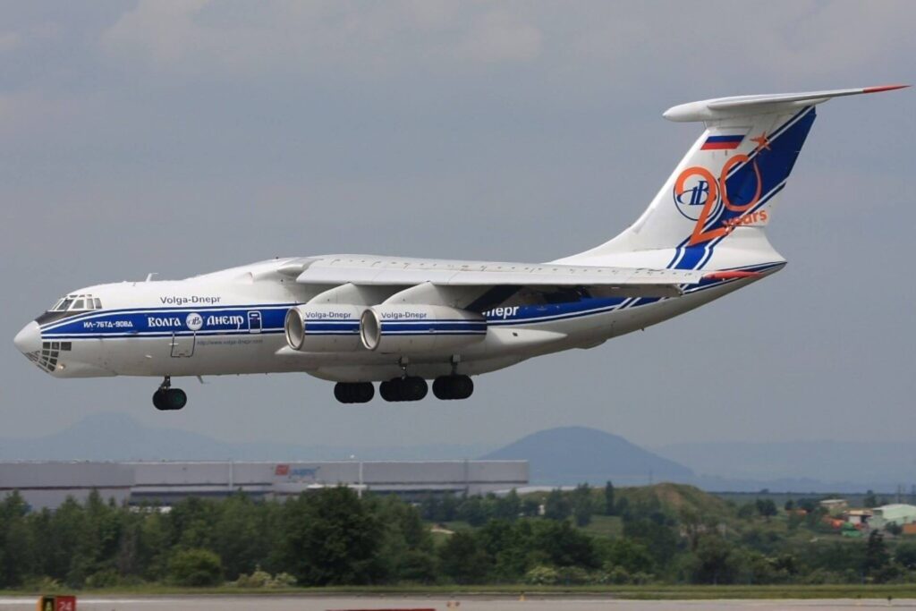 volga_dnepr_il-76_in_prague_2010.jpg