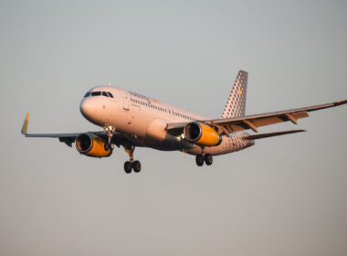 vueling_a320_ec-mdz-5.jpg