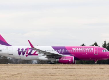 wizz_air_-_ha-lws_-_airbus_a320_-_frankfurt-hahn_airport-0310.jpg