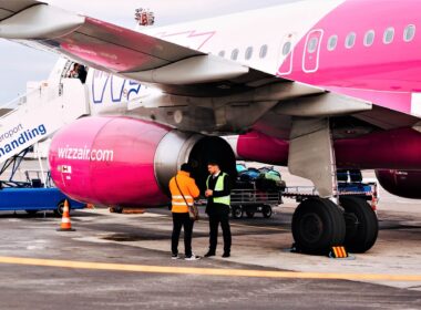 wizz_air_aircraft_at_kiv_airport.jpg