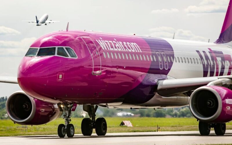 wizzair_airbus_a320_aircraft.jpg