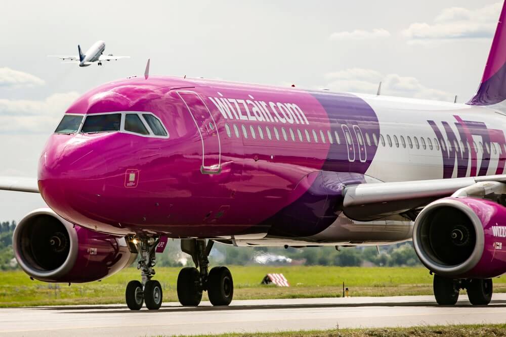 wizzair_airbus_a320_aircraft.jpg